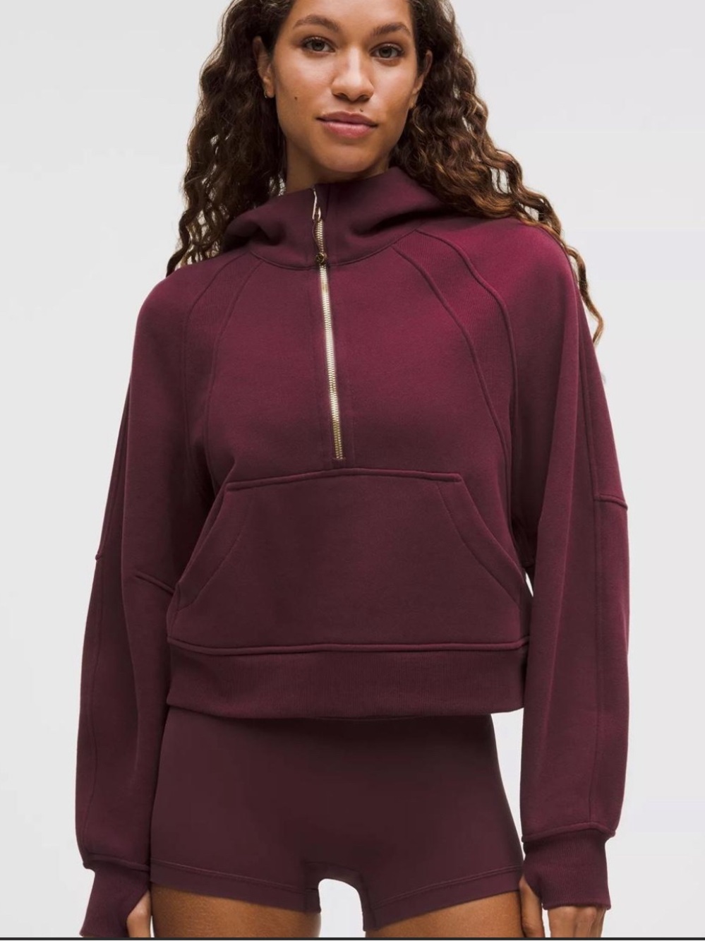 Lululemon 1/2 Zip scuba - M/L - maroon with gold details